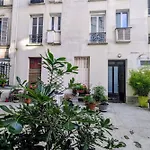 Bright And Peaceful Nest Near Montmartre