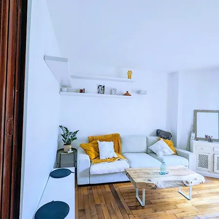 Bright And Peaceful Nest Near Montmartre Parigi